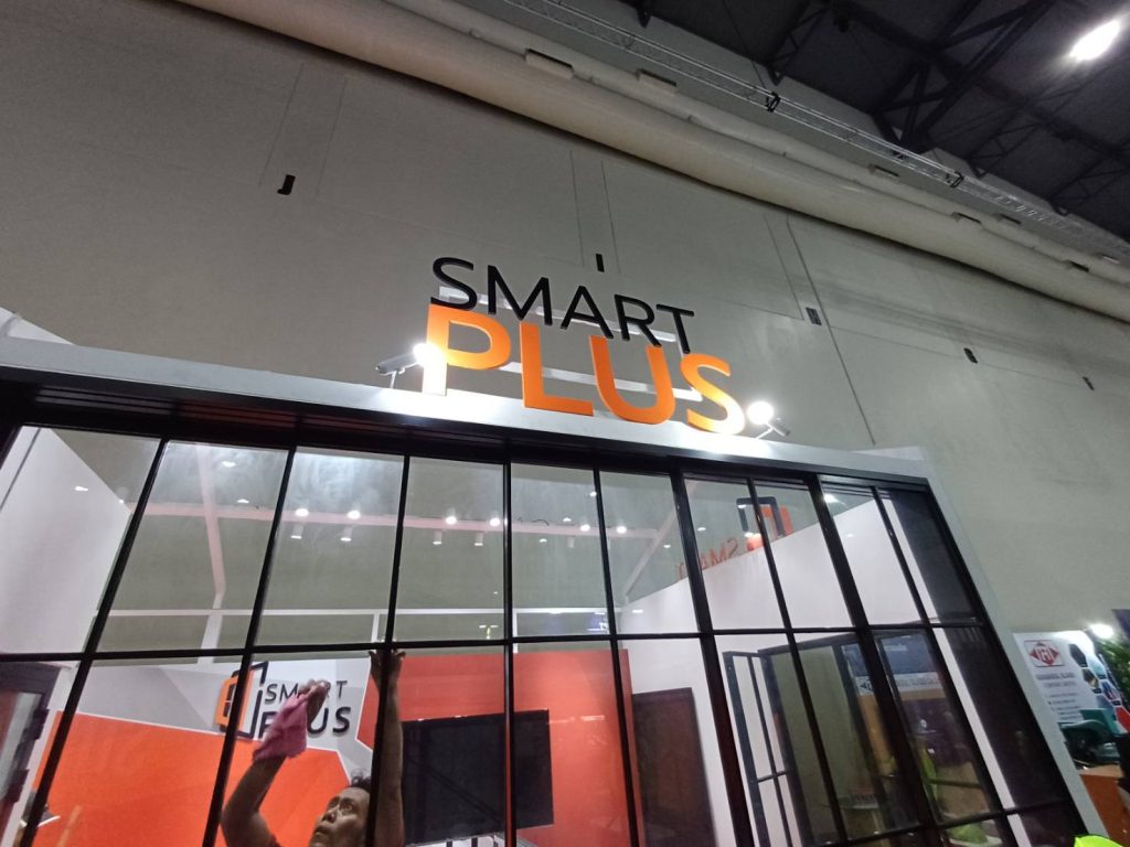 ออกแบบบูธ Booth Smart Plus งาน Windoor Tech Thailand